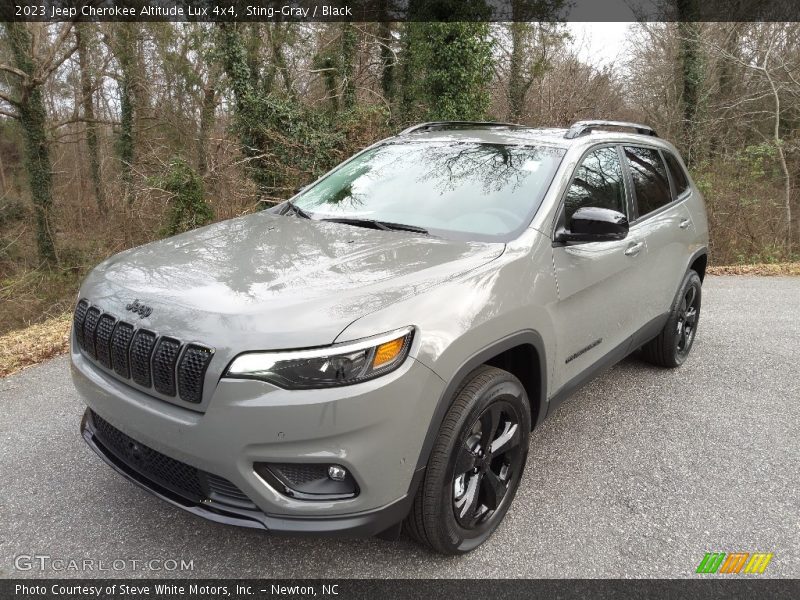  2023 Cherokee Altitude Lux 4x4 Sting-Gray
