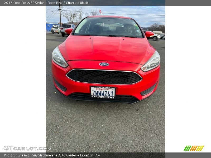 Race Red / Charcoal Black 2017 Ford Focus SE Sedan