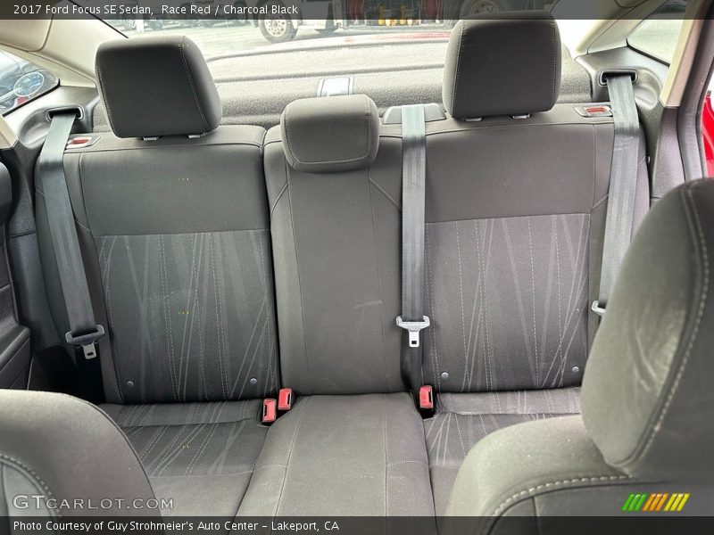 Race Red / Charcoal Black 2017 Ford Focus SE Sedan