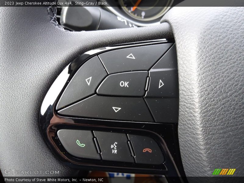  2023 Cherokee Altitude Lux 4x4 Steering Wheel