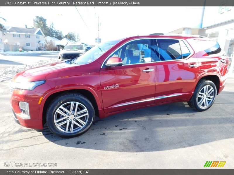 Radiant Red Tintcoat / Jet Black/­Clove 2023 Chevrolet Traverse High Country