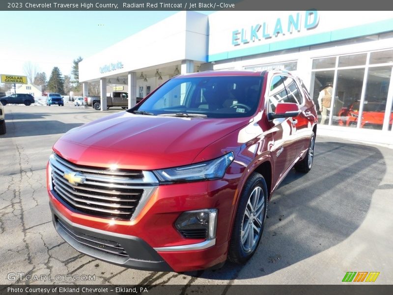 Radiant Red Tintcoat / Jet Black/­Clove 2023 Chevrolet Traverse High Country