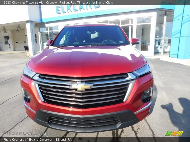 Radiant Red Tintcoat / Jet Black/­Clove 2023 Chevrolet Traverse High Country