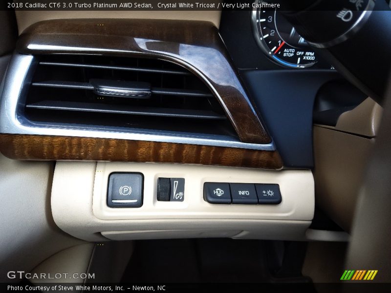 Controls of 2018 CT6 3.0 Turbo Platinum AWD Sedan