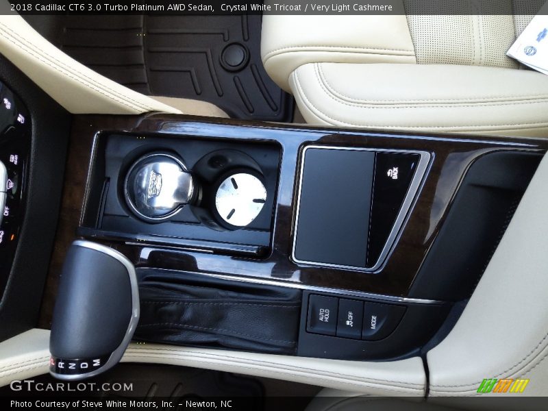 Crystal White Tricoat / Very Light Cashmere 2018 Cadillac CT6 3.0 Turbo Platinum AWD Sedan