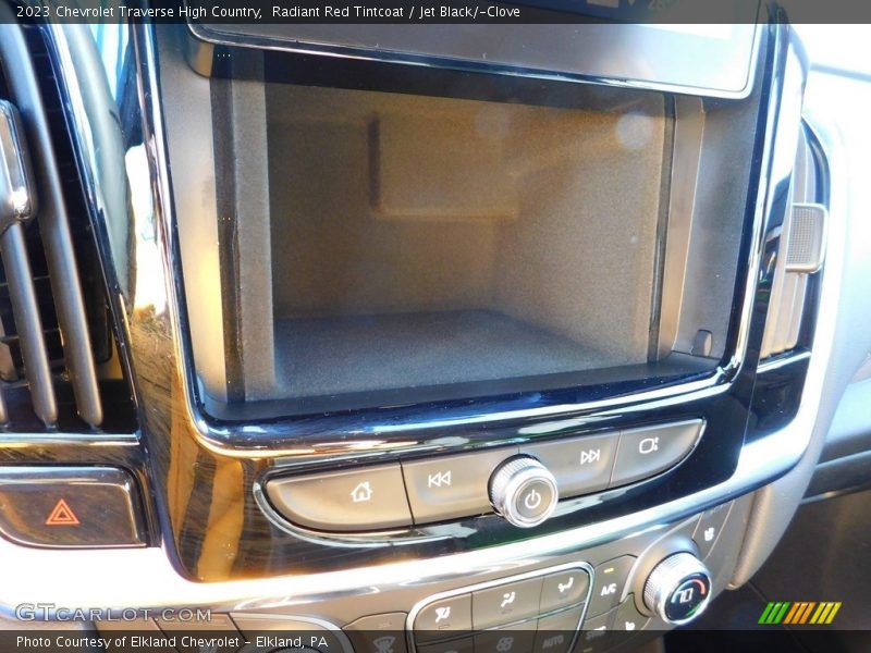 Radiant Red Tintcoat / Jet Black/­Clove 2023 Chevrolet Traverse High Country