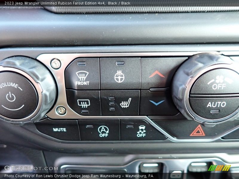 Controls of 2023 Wrangler Unlimited Rubicon Farout Edition 4x4