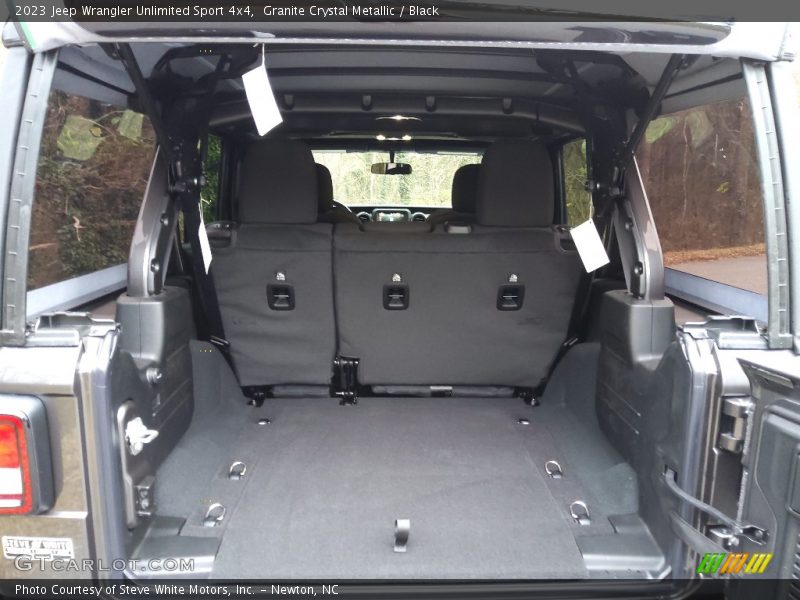  2023 Wrangler Unlimited Sport 4x4 Trunk