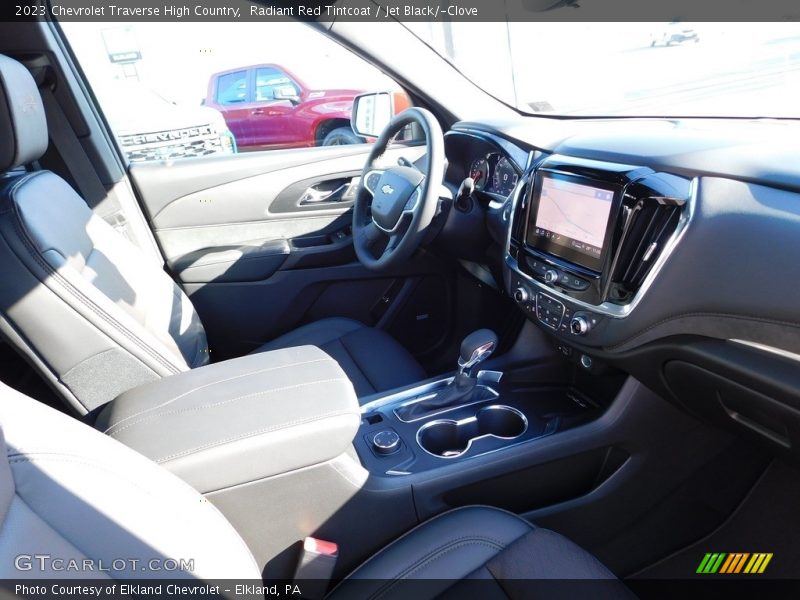 Radiant Red Tintcoat / Jet Black/­Clove 2023 Chevrolet Traverse High Country