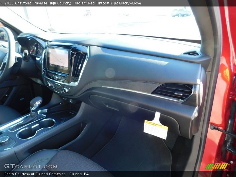 Radiant Red Tintcoat / Jet Black/­Clove 2023 Chevrolet Traverse High Country