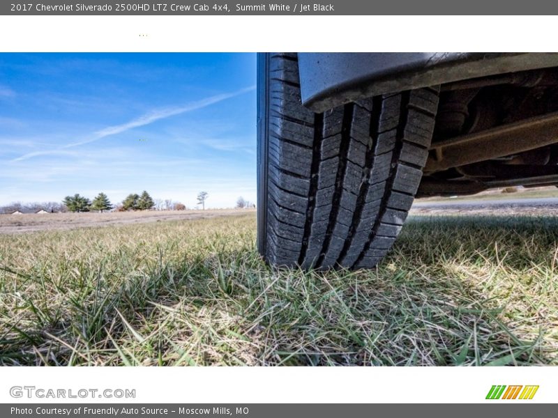 Summit White / Jet Black 2017 Chevrolet Silverado 2500HD LTZ Crew Cab 4x4