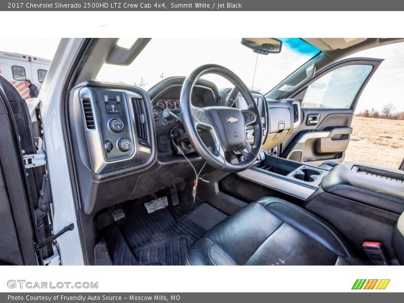 Summit White / Jet Black 2017 Chevrolet Silverado 2500HD LTZ Crew Cab 4x4