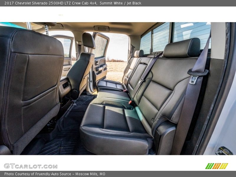 Summit White / Jet Black 2017 Chevrolet Silverado 2500HD LTZ Crew Cab 4x4