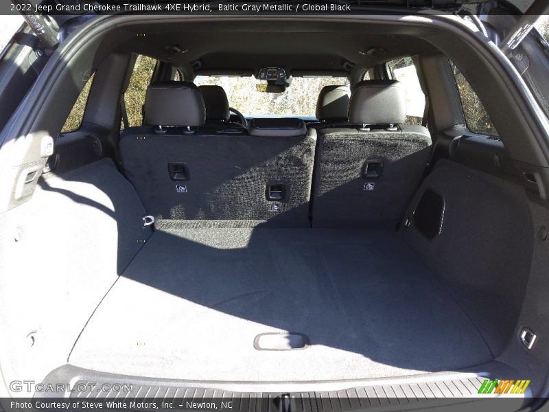  2022 Grand Cherokee Trailhawk 4XE Hybrid Trunk