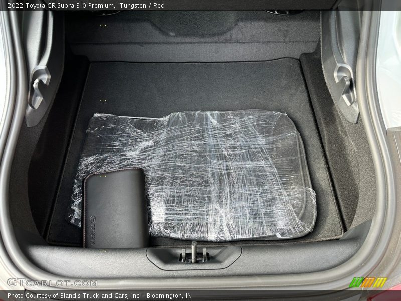  2022 GR Supra 3.0 Premium Trunk
