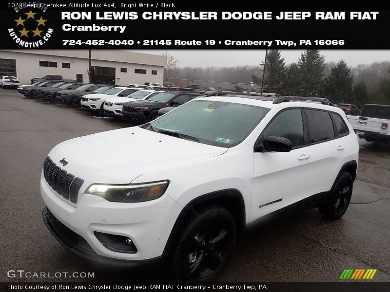 Bright White / Black 2023 Jeep Cherokee Altitude Lux 4x4