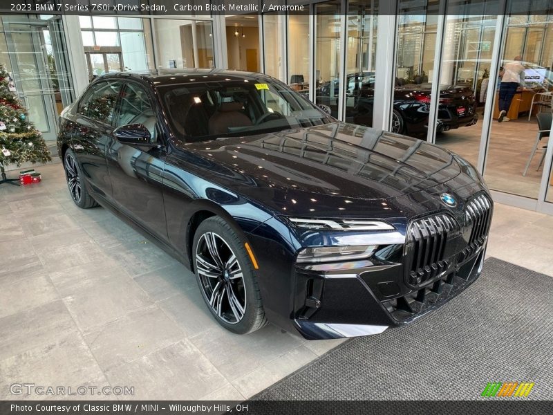 Front 3/4 View of 2023 7 Series 760i xDrive Sedan
