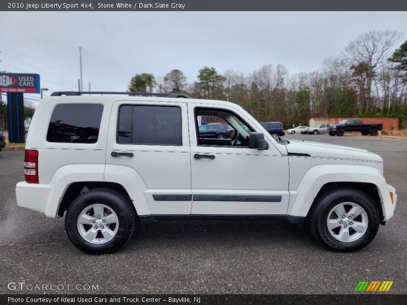 Stone White / Dark Slate Gray 2010 Jeep Liberty Sport 4x4