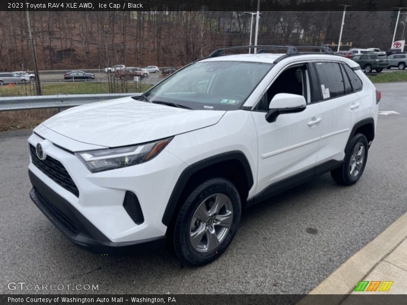 Front 3/4 View of 2023 RAV4 XLE AWD