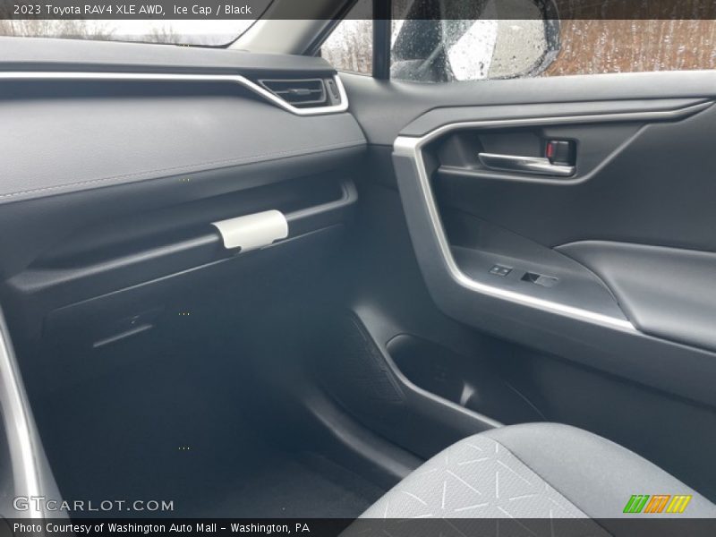 Ice Cap / Black 2023 Toyota RAV4 XLE AWD