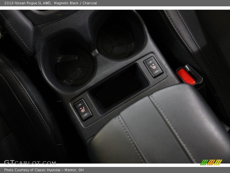 Magnetic Black / Charcoal 2019 Nissan Rogue SL AWD