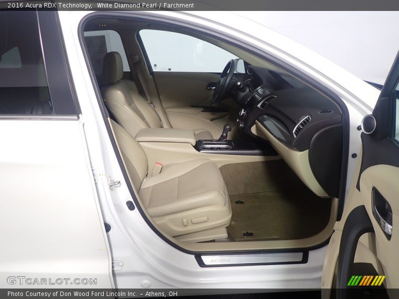 White Diamond Pearl / Parchment 2016 Acura RDX Technology