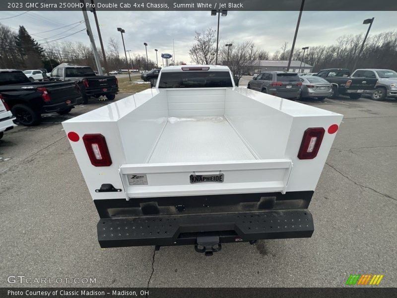 Summit White / Jet Black 2023 GMC Sierra 2500HD Pro Double Cab 4x4 Chassis