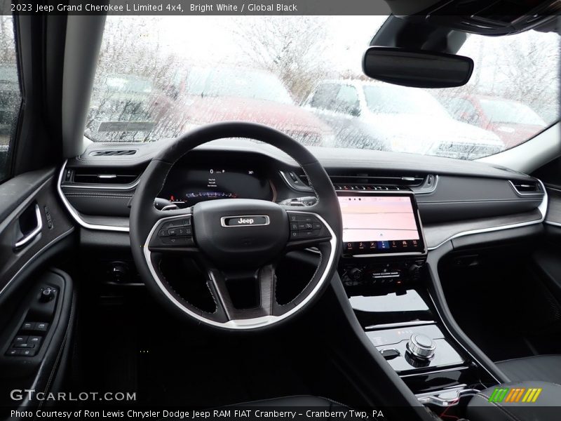 Dashboard of 2023 Grand Cherokee L Limited 4x4