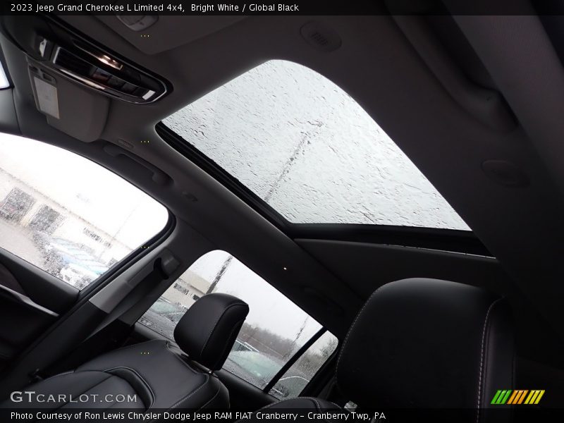 Bright White / Global Black 2023 Jeep Grand Cherokee L Limited 4x4