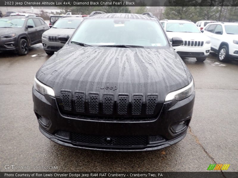 Diamond Black Crystal Pearl / Black 2023 Jeep Cherokee Altitude Lux 4x4