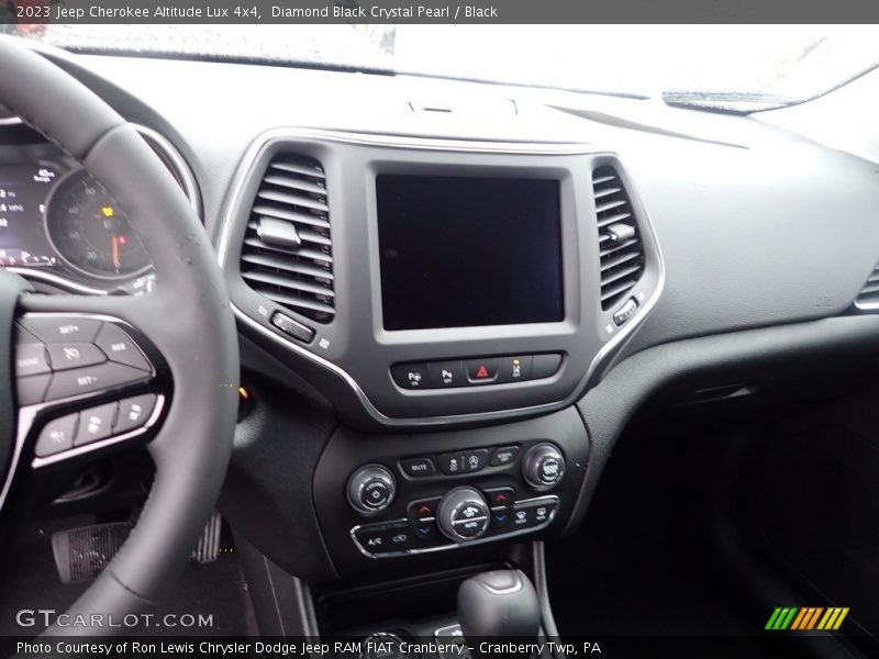 Controls of 2023 Cherokee Altitude Lux 4x4