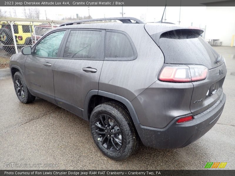 Granite Crystal Metallic / Black 2023 Jeep Cherokee Altitude Lux 4x4