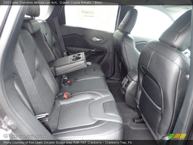 Granite Crystal Metallic / Black 2023 Jeep Cherokee Altitude Lux 4x4