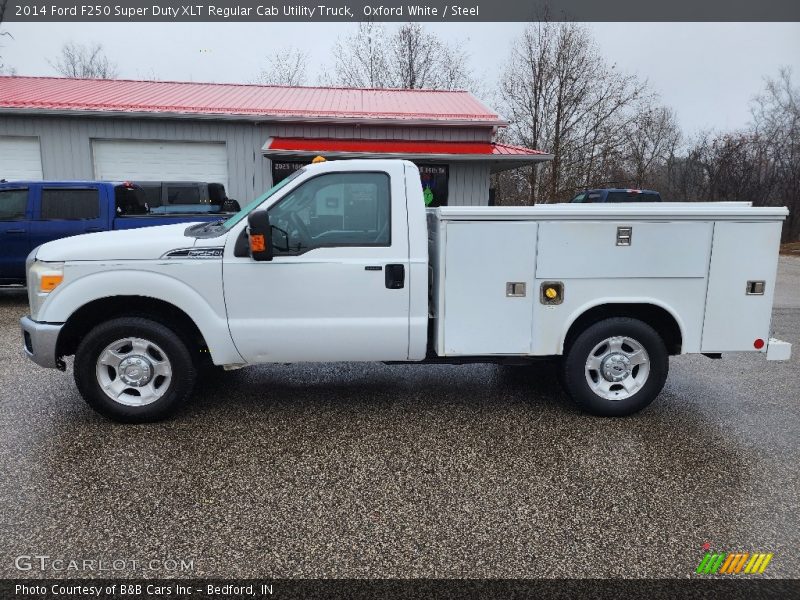  2014 F250 Super Duty XLT Regular Cab Utility Truck Oxford White