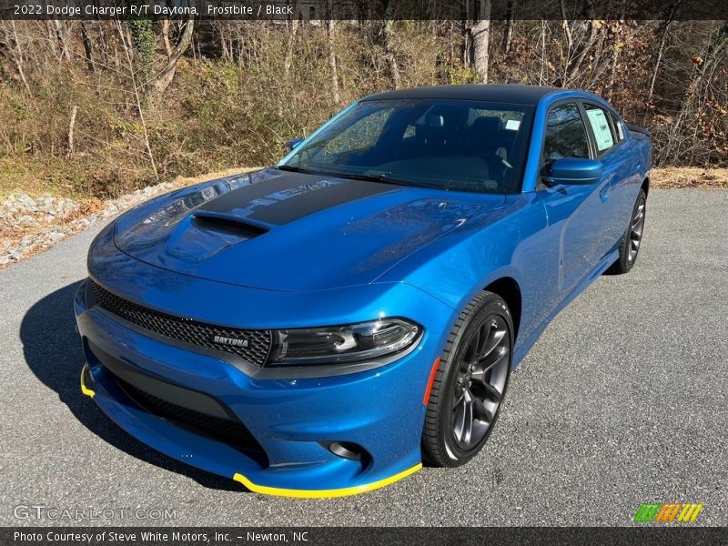 Frostbite / Black 2022 Dodge Charger R/T Daytona