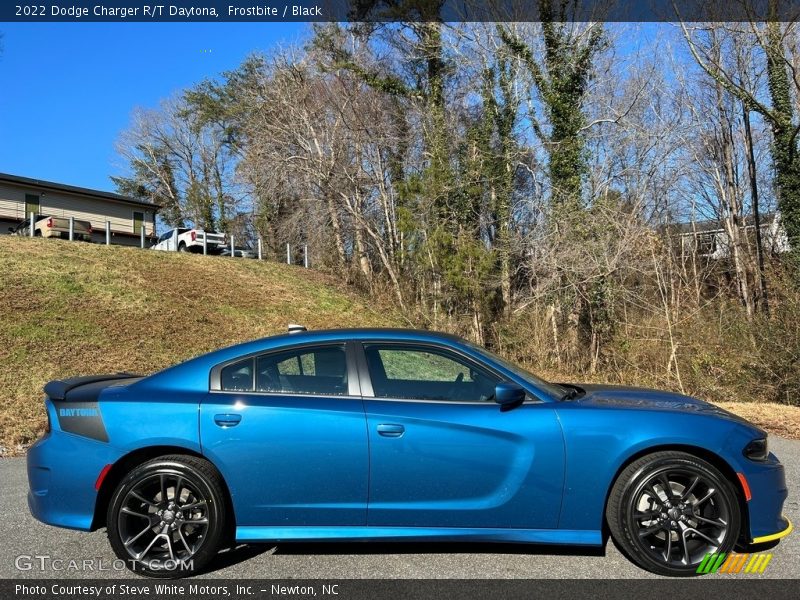 Frostbite / Black 2022 Dodge Charger R/T Daytona