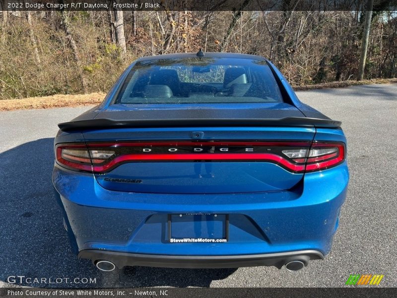 Frostbite / Black 2022 Dodge Charger R/T Daytona