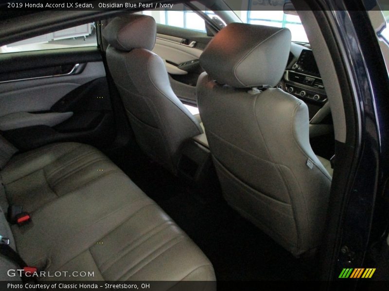 Obsidian Blue Pearl / Ivory 2019 Honda Accord LX Sedan