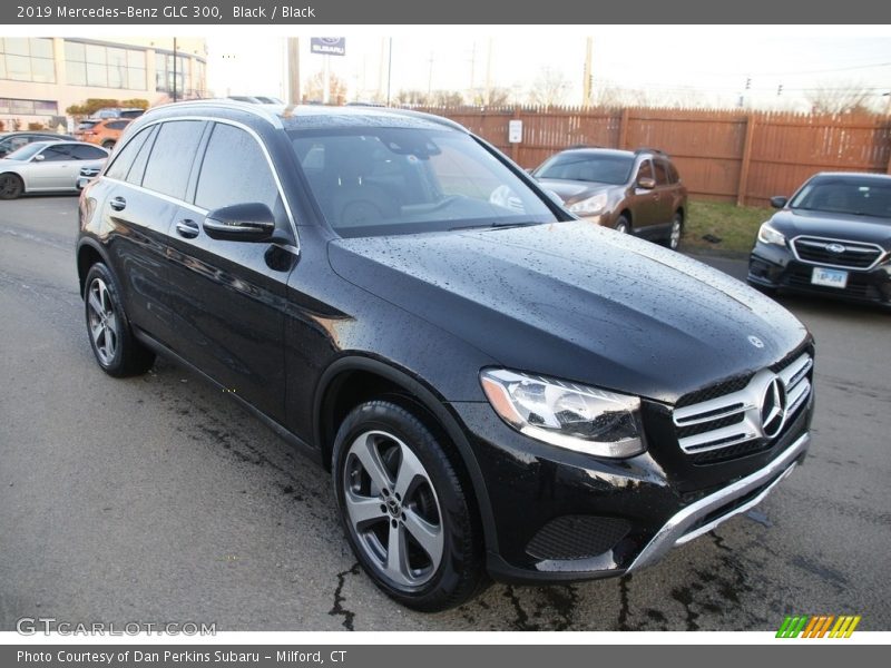 Black / Black 2019 Mercedes-Benz GLC 300