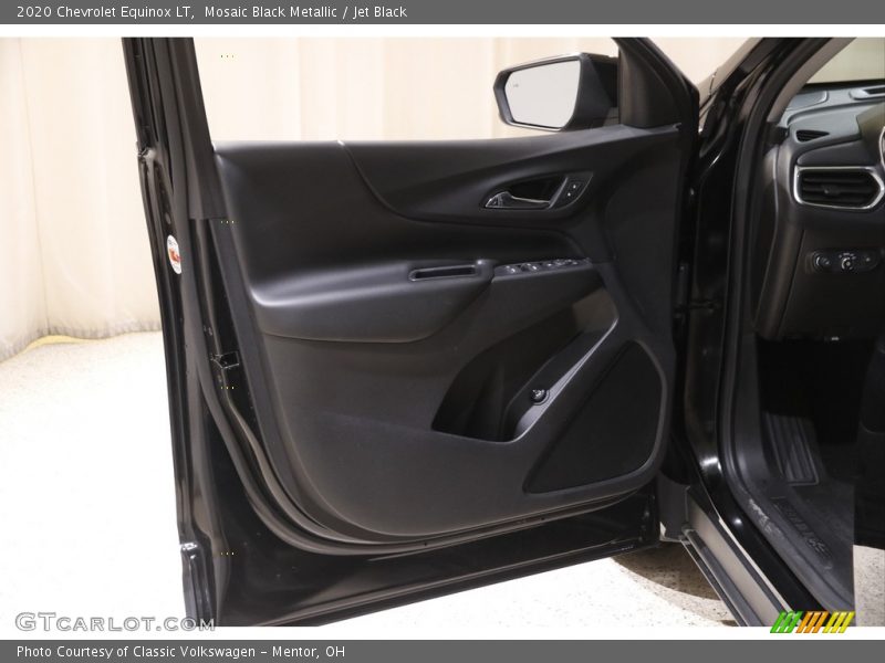 Mosaic Black Metallic / Jet Black 2020 Chevrolet Equinox LT