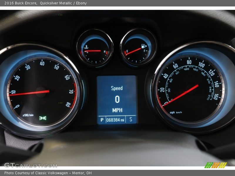 Quicksilver Metallic / Ebony 2016 Buick Encore