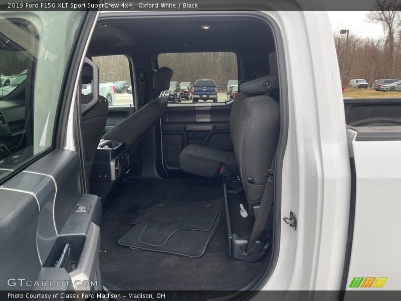 Oxford White / Black 2019 Ford F150 XLT Sport SuperCrew 4x4