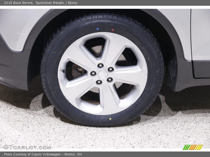Quicksilver Metallic / Ebony 2016 Buick Encore