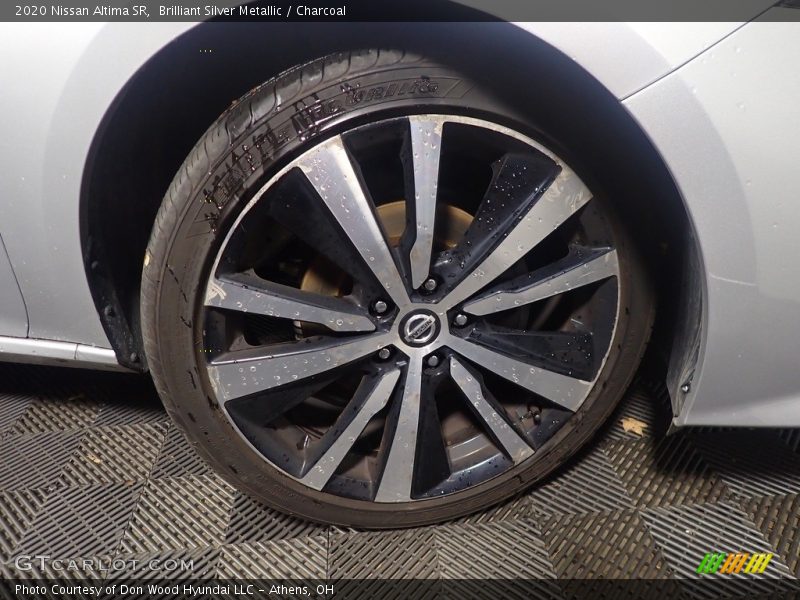 Brilliant Silver Metallic / Charcoal 2020 Nissan Altima SR
