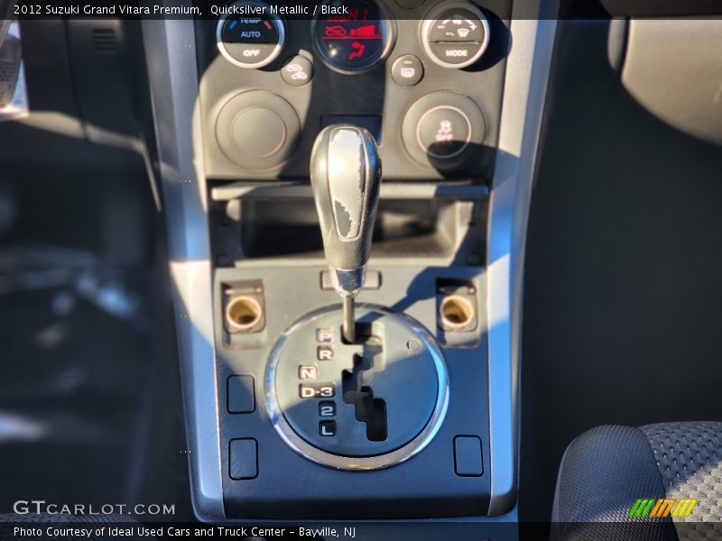 Quicksilver Metallic / Black 2012 Suzuki Grand Vitara Premium