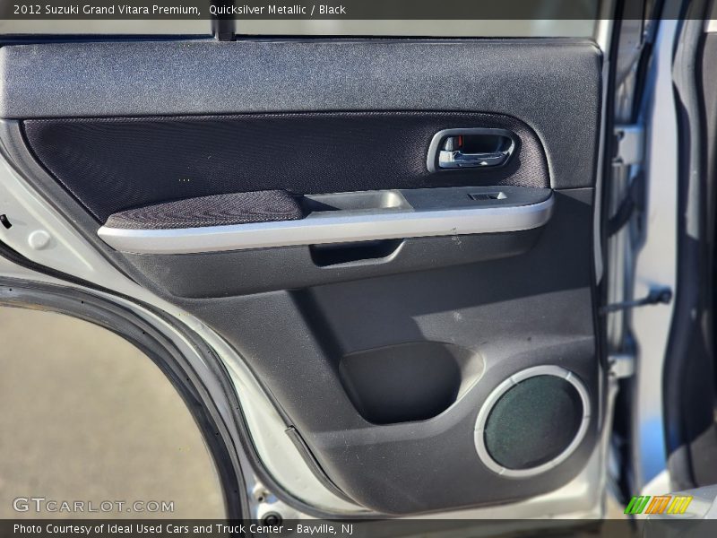 Quicksilver Metallic / Black 2012 Suzuki Grand Vitara Premium