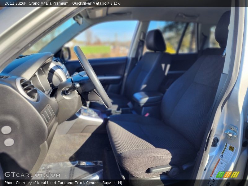 Quicksilver Metallic / Black 2012 Suzuki Grand Vitara Premium