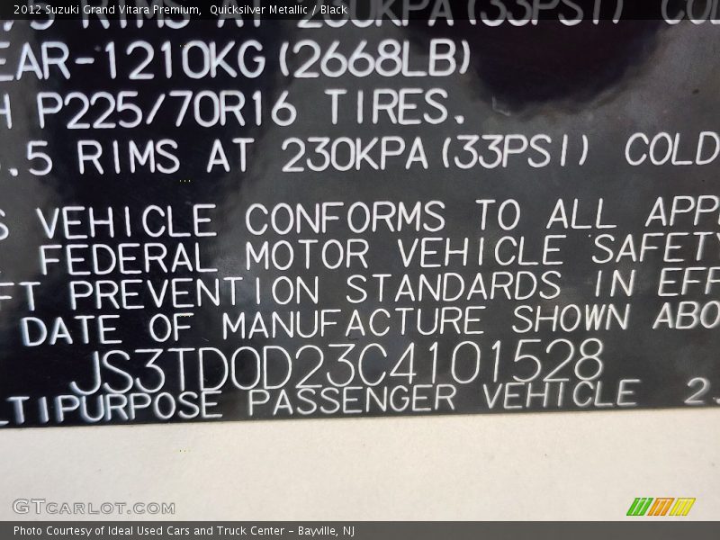 Quicksilver Metallic / Black 2012 Suzuki Grand Vitara Premium