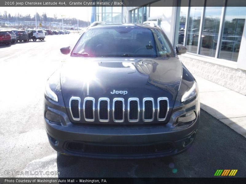 Granite Crystal Metallic / Black 2016 Jeep Cherokee Latitude 4x4