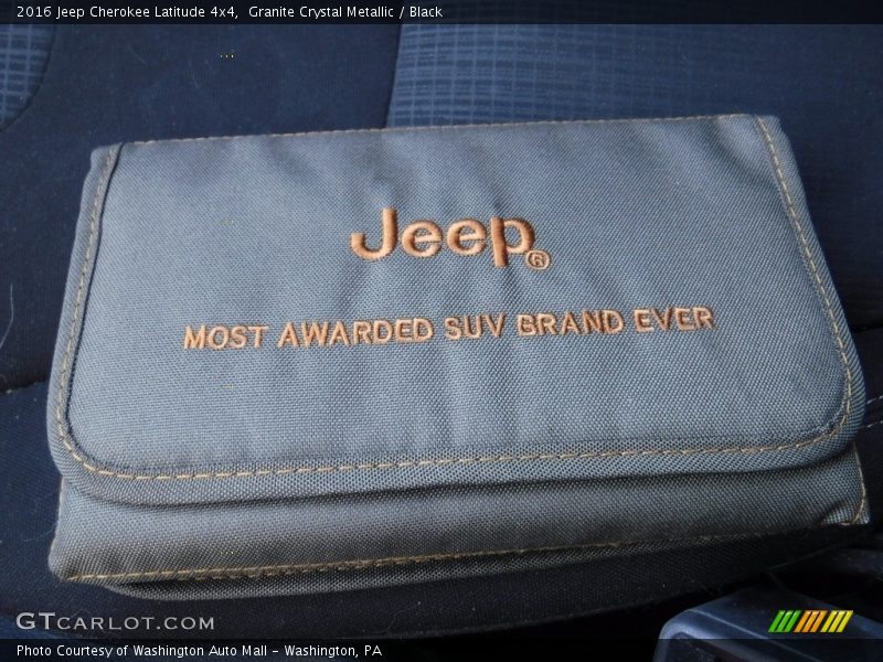 Granite Crystal Metallic / Black 2016 Jeep Cherokee Latitude 4x4